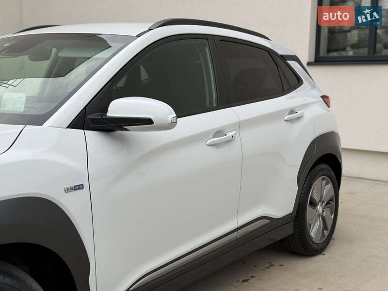 Позашляховик / Кросовер Hyundai Kona Electric 2020 в Луцьку фото 4 Позашляховик / Кросовер Hyundai Kona Electric 2020 в Луцьку