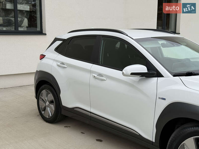 Позашляховик / Кросовер Hyundai Kona Electric 2020 в Луцьку фото 10 Позашляховик / Кросовер Hyundai Kona Electric 2020 в Луцьку