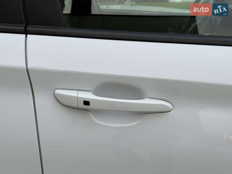 Позашляховик / Кросовер Hyundai Kona Electric 2020 в Луцьку фото 12 Позашляховик / Кросовер Hyundai Kona Electric 2020 в Луцьку