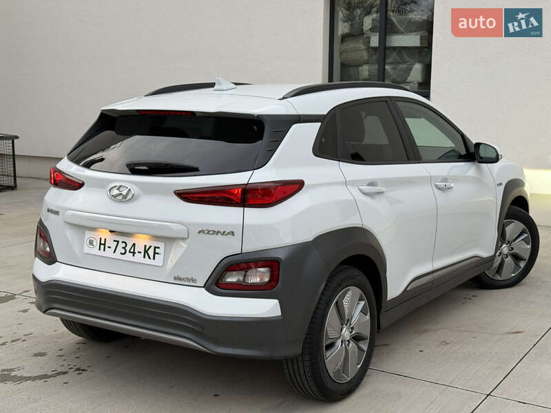 Позашляховик / Кросовер Hyundai Kona Electric 2020 в Луцьку фото 16 Позашляховик / Кросовер Hyundai Kona Electric 2020 в Луцьку