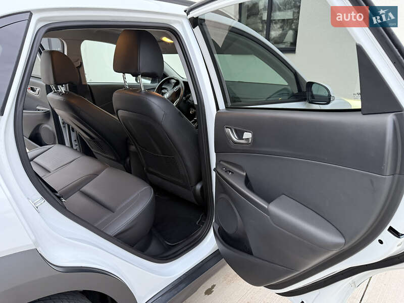 Позашляховик / Кросовер Hyundai Kona Electric 2020 в Луцьку фото 34 Позашляховик / Кросовер Hyundai Kona Electric 2020 в Луцьку