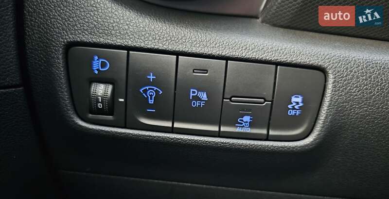 Внедорожник / Кроссовер Hyundai Kona Electric 2022 в Днепре