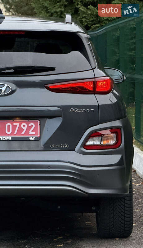 Внедорожник / Кроссовер Hyundai Kona Electric 2020 в Ровно
