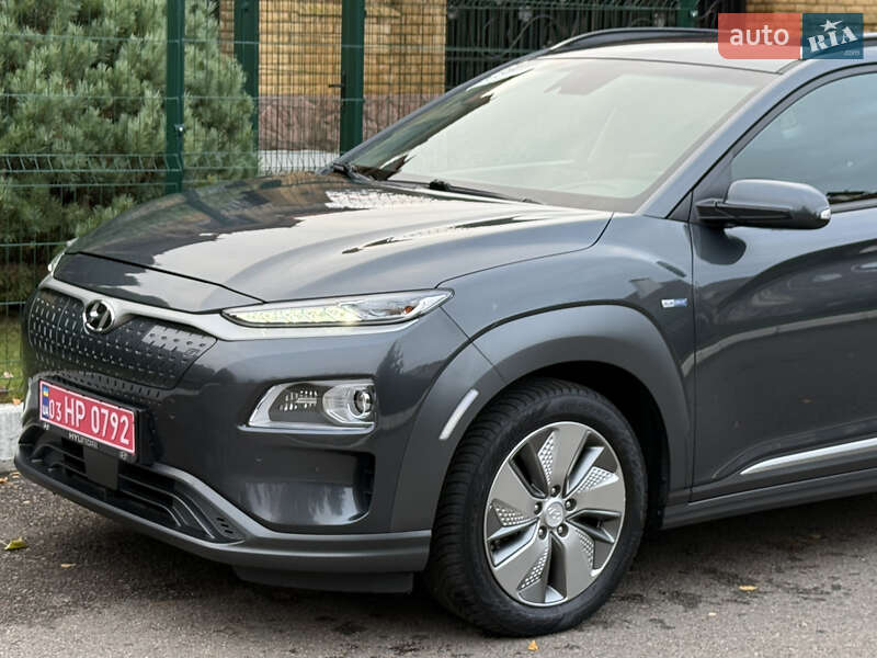Внедорожник / Кроссовер Hyundai Kona Electric 2020 в Ровно
