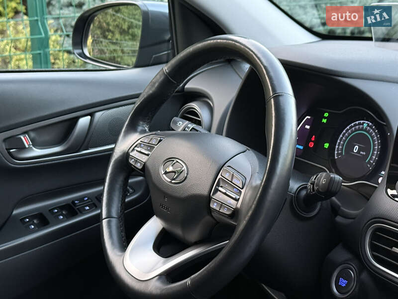 Внедорожник / Кроссовер Hyundai Kona Electric 2020 в Ровно