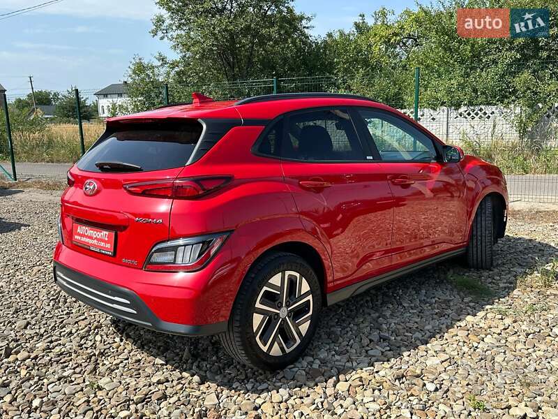 Внедорожник / Кроссовер Hyundai Kona Electric 2021 в Львове