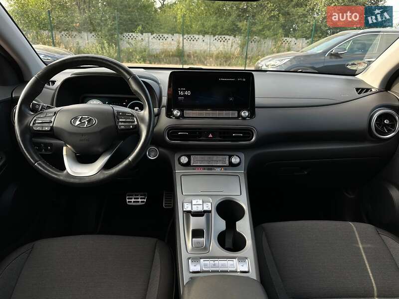 Внедорожник / Кроссовер Hyundai Kona Electric 2021 в Львове
