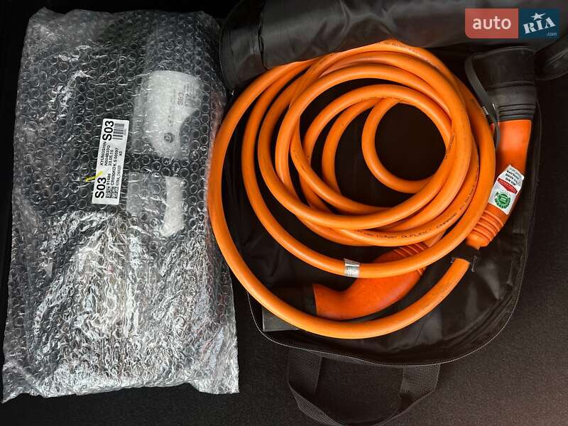 Внедорожник / Кроссовер Hyundai Kona Electric 2021 в Львове