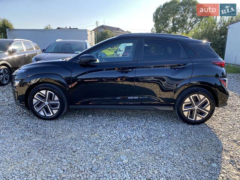 Внедорожник / Кроссовер Hyundai Kona Electric 2021 в Львове