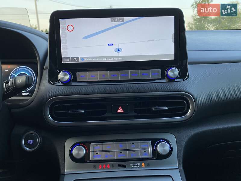 Внедорожник / Кроссовер Hyundai Kona Electric 2021 в Львове