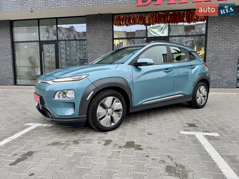 Позашляховик / Кросовер Hyundai Kona Electric 2020 в Івано-Франківську