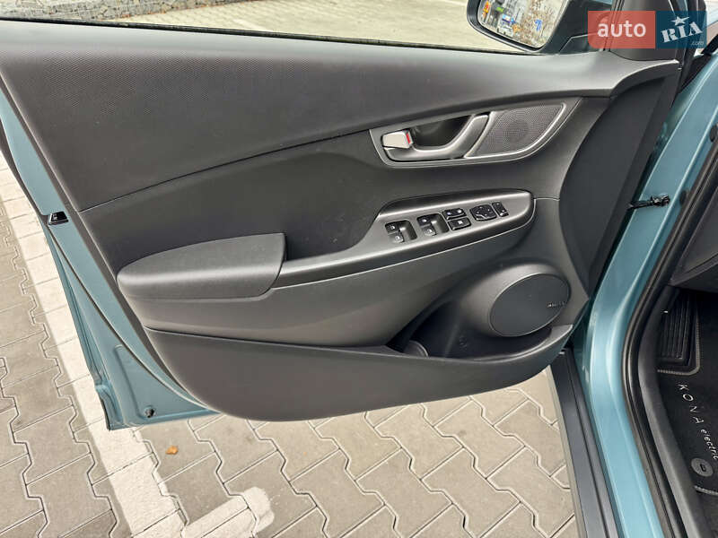 Позашляховик / Кросовер Hyundai Kona Electric 2020 в Івано-Франківську