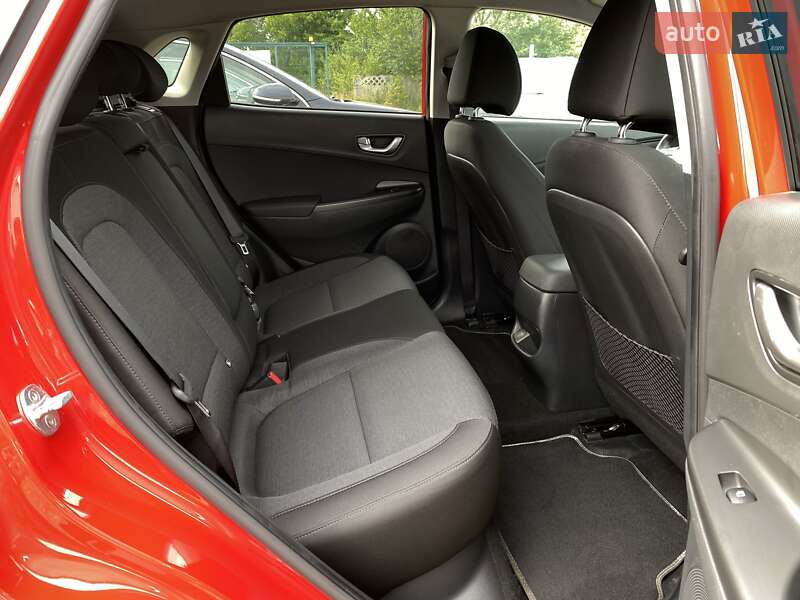 Внедорожник / Кроссовер Hyundai Kona Electric 2022 в Львове