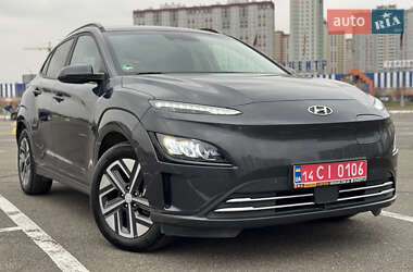 Внедорожник / Кроссовер Hyundai Kona Electric 2022 в Киеве