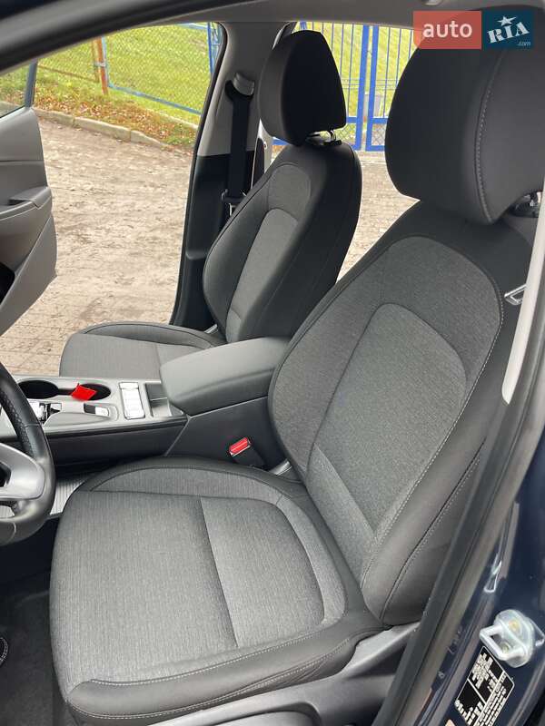 Внедорожник / Кроссовер Hyundai Kona Electric 2022 в Хмельницком фото 38 Внедорожник / Кроссовер Hyundai Kona Electric 2022 в Хмельницком