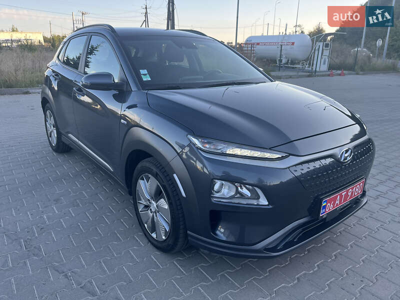 Внедорожник / Кроссовер Hyundai Kona Electric 2020 в Виннице