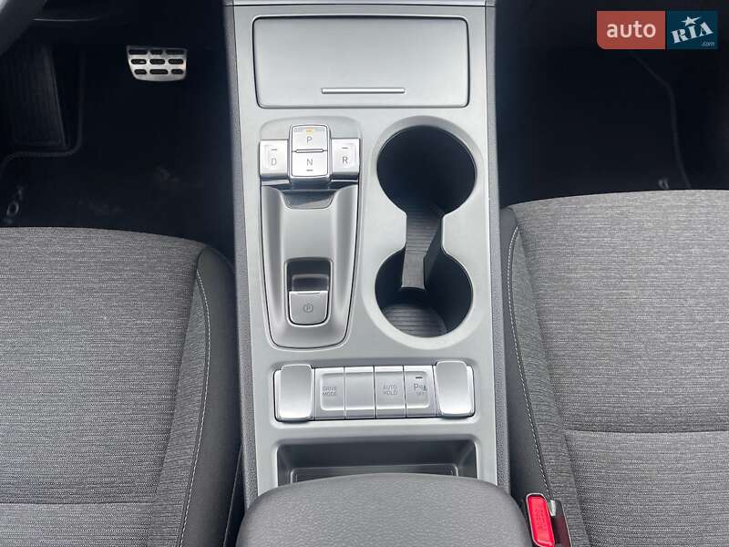 Внедорожник / Кроссовер Hyundai Kona Electric 2020 в Ровно