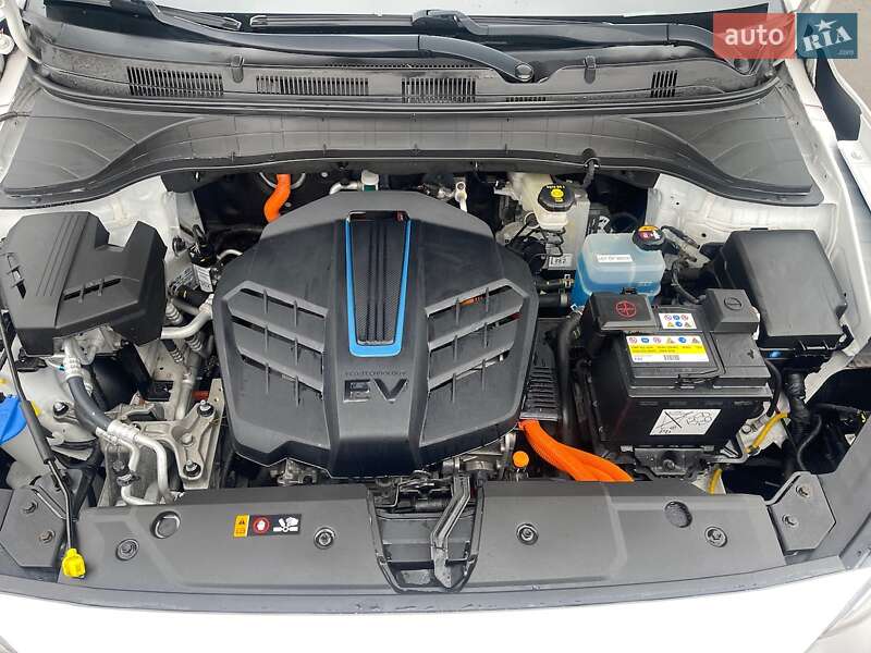 Внедорожник / Кроссовер Hyundai Kona Electric 2020 в Ровно