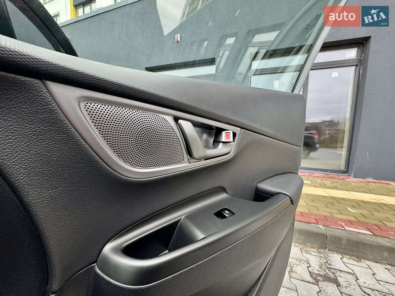 Позашляховик / Кросовер Hyundai Kona Electric 2020 в Луцьку фото 24 Позашляховик / Кросовер Hyundai Kona Electric 2020 в Луцьку