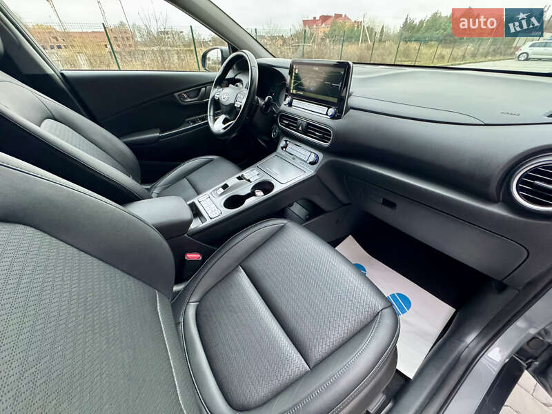 Позашляховик / Кросовер Hyundai Kona Electric 2020 в Луцьку фото 27 Позашляховик / Кросовер Hyundai Kona Electric 2020 в Луцьку