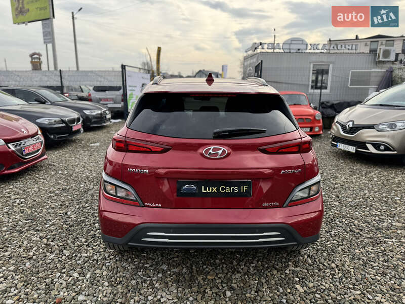 Внедорожник / Кроссовер Hyundai Kona Electric 2022 в Ивано-Франковске