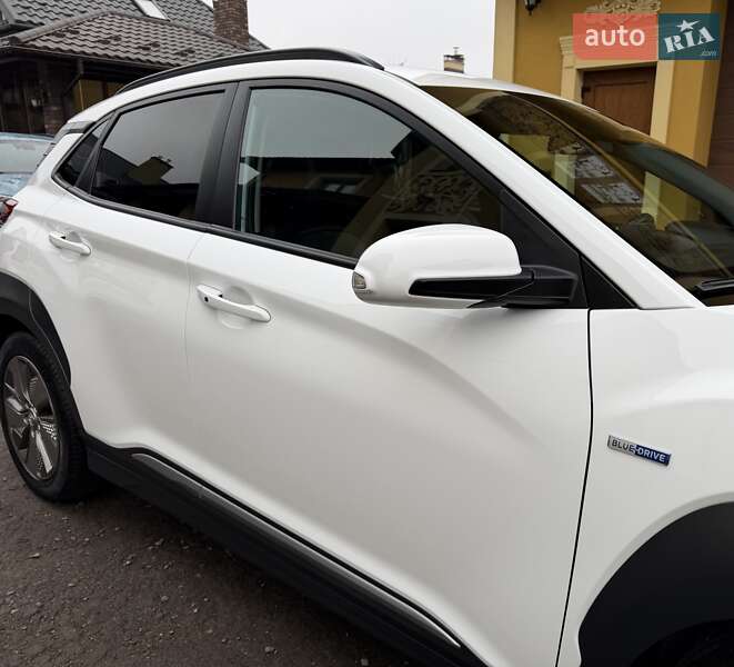 Позашляховик / Кросовер Hyundai Kona Electric 2020 в Львові фото 24 Позашляховик / Кросовер Hyundai Kona Electric 2020 в Львові