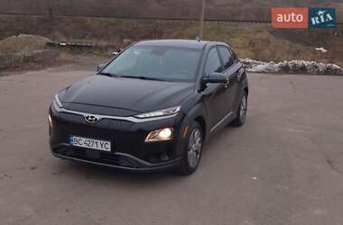 Позашляховик / Кросовер Hyundai Kona Electric 2021 в Старому Самборі