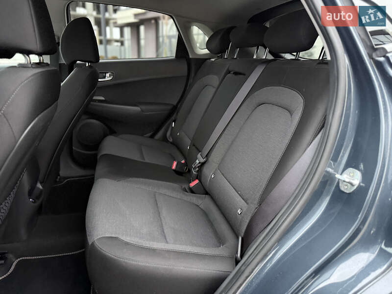 Позашляховик / Кросовер Hyundai Kona Electric 2022 в Городку