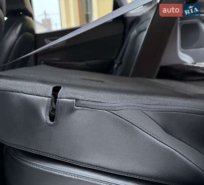 Внедорожник / Кроссовер Hyundai Kona Electric 2021 в Львове