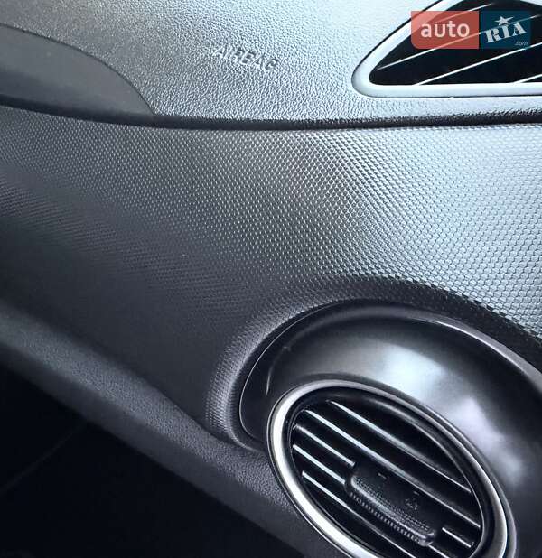 Внедорожник / Кроссовер Hyundai Kona Electric 2021 в Львове