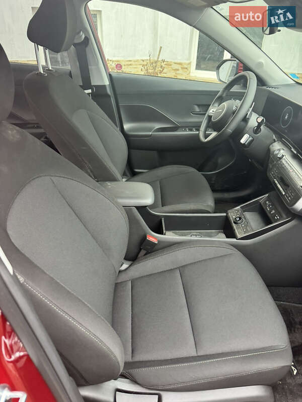 Внедорожник / Кроссовер Hyundai Kona Electric 2024 в Ивано-Франковске фото 39 Внедорожник / Кроссовер Hyundai Kona Electric 2024 в Ивано-Франковске