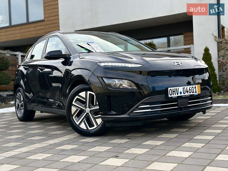 Внедорожник / Кроссовер Hyundai Kona Electric 2021 в Стрые