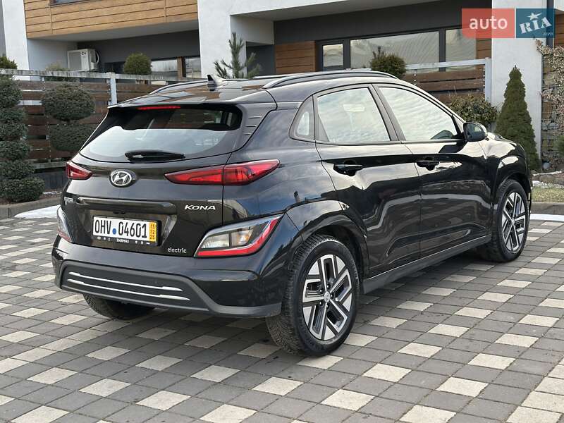Внедорожник / Кроссовер Hyundai Kona Electric 2021 в Стрые