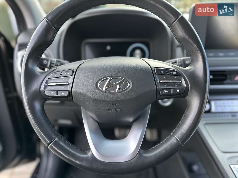 Внедорожник / Кроссовер Hyundai Kona Electric 2021 в Стрые