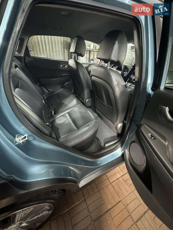 Позашляховик / Кросовер Hyundai Kona Electric 2019 в Бердичеві фото 7 Позашляховик / Кросовер Hyundai Kona Electric 2019 в Бердичеві