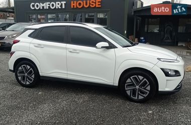 Внедорожник / Кроссовер Hyundai Kona Electric 2022 в Бердичеве