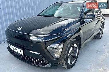 Внедорожник / Кроссовер Hyundai Kona Electric 2023 в Ровно