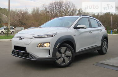 Внедорожник / Кроссовер Hyundai Kona 2019 в Киеве