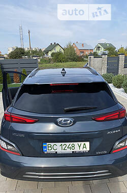 Позашляховик / Кросовер Hyundai Kona 2022 в Червонограді