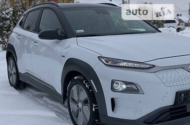 Позашляховик / Кросовер Hyundai Kona 2020 в Луцьку