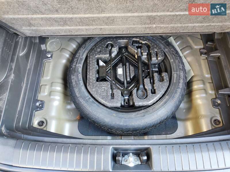 Внедорожник / Кроссовер Hyundai Kona 2018 в Раздельной фото 8 Внедорожник / Кроссовер Hyundai Kona 2018 в Раздельной