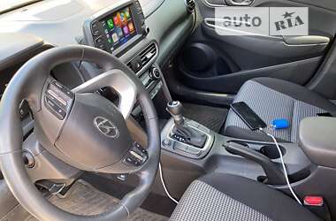 Внедорожник / Кроссовер Hyundai Kona 2019 в 