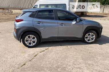 Внедорожник / Кроссовер Hyundai Kona 2019 в 