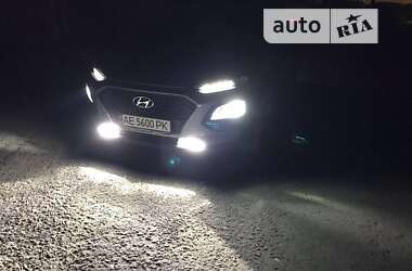 Внедорожник / Кроссовер Hyundai Kona 2019 в 