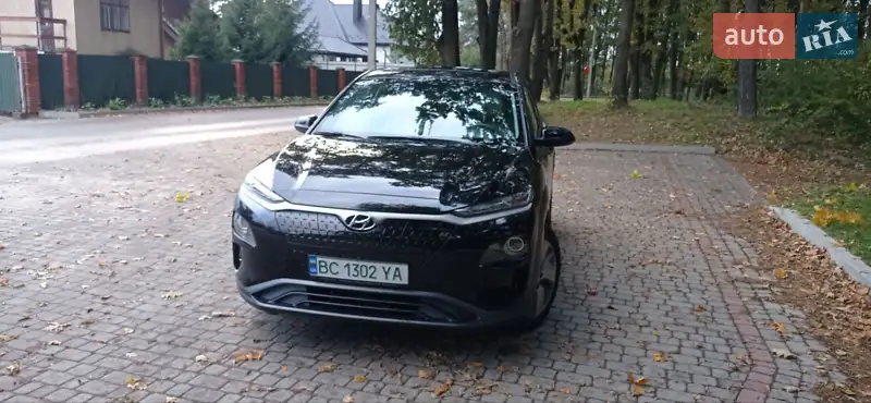 Позашляховик / Кросовер Hyundai Kona 2018 в 