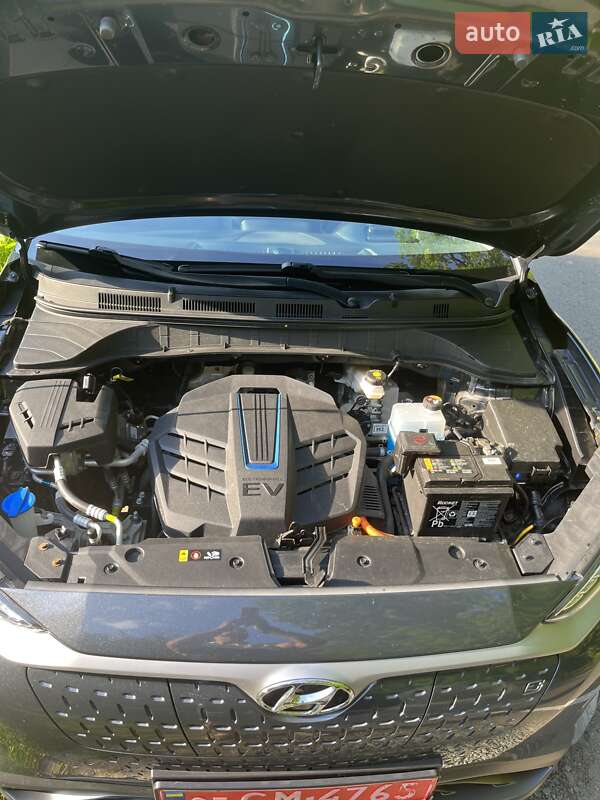 Позашляховик / Кросовер Hyundai Kona 2019 в Луцьку