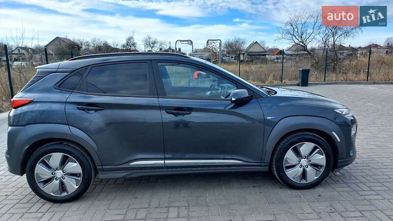 Внедорожник / Кроссовер Hyundai Kona 2019 в Днепре