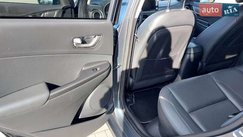 Внедорожник / Кроссовер Hyundai Kona 2019 в Днепре