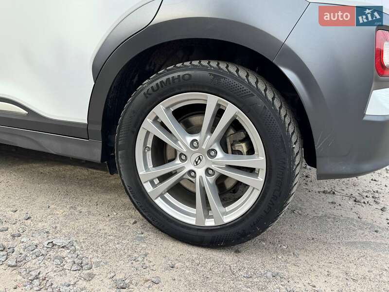 Внедорожник / Кроссовер Hyundai Kona 2020 в Виннице