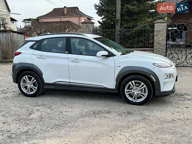Внедорожник / Кроссовер Hyundai Kona 2020 в Виннице